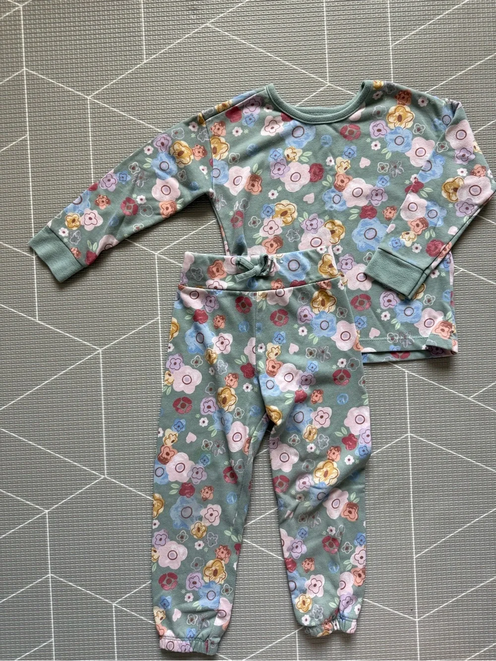 Gymboree|Baby girl/toddler matching set in Mint Floral-Multicolor Flower Print•